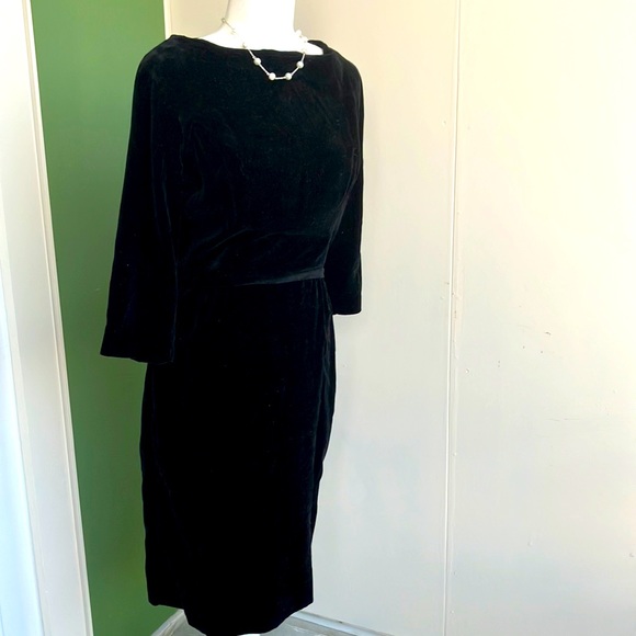 Vintage Dresses & Skirts - Vintage 50s Black Velvet Sheath Dress